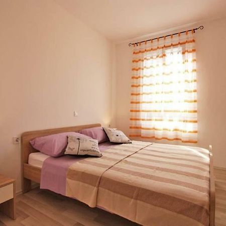 Apartamento Apartman Simona Fažana Exterior foto