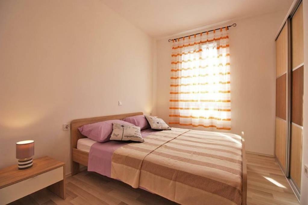 Apartamento Apartman Simona Fažana Exterior foto